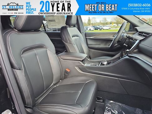 New 2026 Jeep Grand Cherokee L Limited w/ Trailer Tow Package image 23