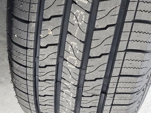 Used 2024 GMC Terrain AT4 w/ Tech Package image 36