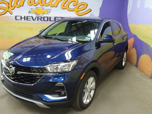 Used 2023 Buick Encore GX Preferred w/ Cold Weather Comfort Package FWD image 4