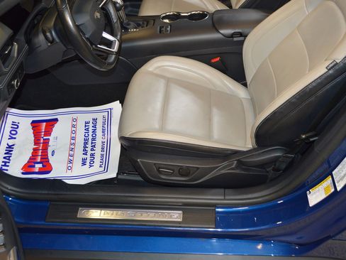 Used 2024 Ford Mustang Premium image 14