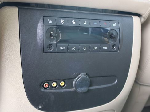 Used 2013 GMC Yukon Denali AWD/4WD image 17