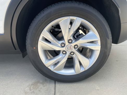 New 2026 Buick Encore GX Preferred image 9