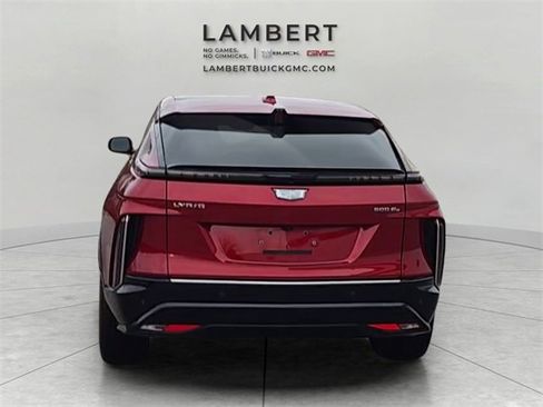 Used 2025 Cadillac Lyriq Luxury w/ LPO, Floor Liner Package image 7