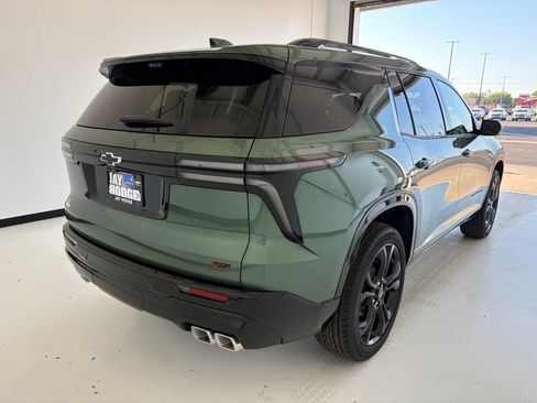 New 2027 Chevrolet Traverse RS w/ LPO, Floor Liner Package FWD image 23