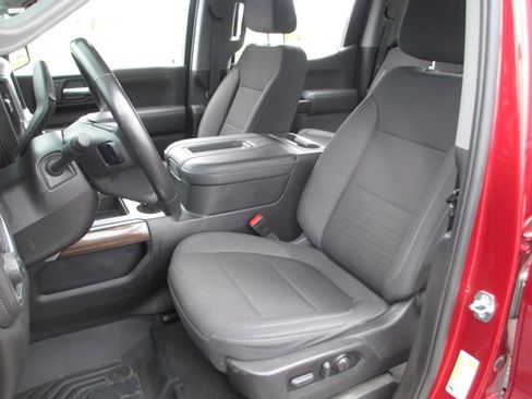 Used 2021 Chevrolet Silverado 1500 LT Trail Boss AWD/4WD image 16