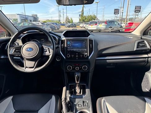 Used 2019 Subaru Crosstrek 2.0i Limited w/ Moonroof Package w/Navigation AWD/4WD image 11