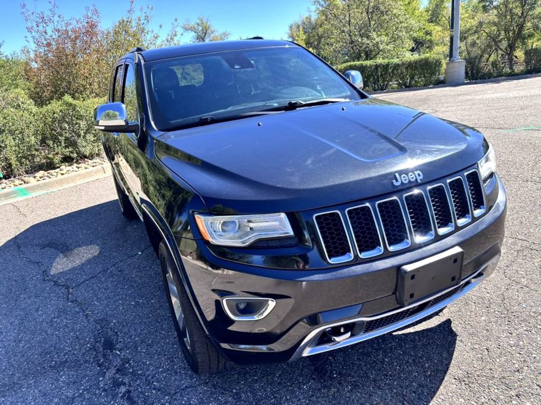 Used 2015 Jeep Grand Cherokee Overland w/ Advanced Technology Group AWD/4WD image 4