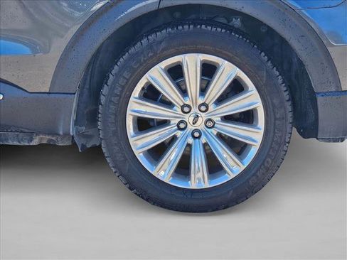 Used 2020 Ford Explorer Limited image 4