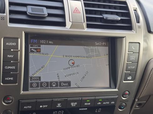 Used 2017 Lexus GX 460 Premium AWD/4WD image 16