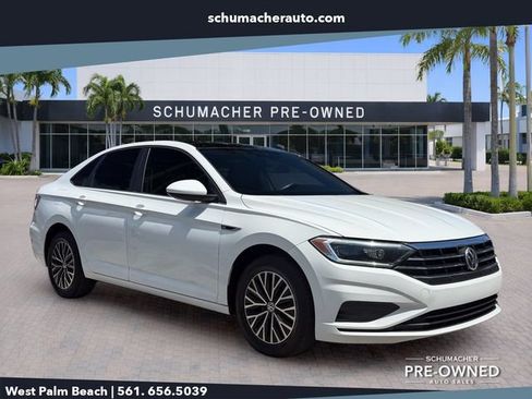 Used 2019 Volkswagen Jetta SEL w/ Cold Weather Package FWD image 1