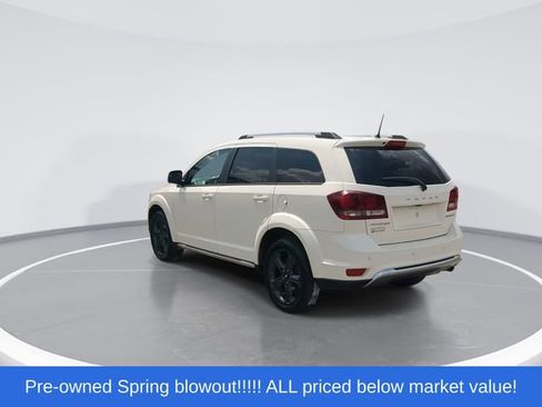 Used 2020 Dodge Journey Crossroad FWD image 6
