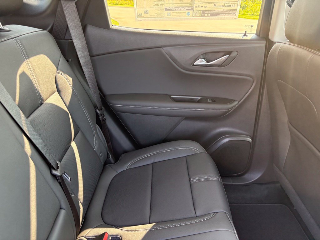 New 2026 Chevrolet Blazer LT w/ LPO, Arctic Package FWD image 35