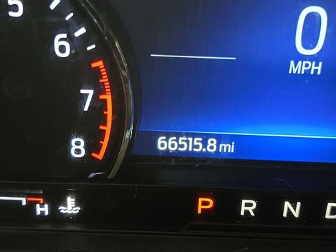 Certified 2022 Ford Explorer XLT image 16