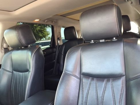 Used 2017 INFINITI QX60 Luxe w/ Deluxe Technology Package AWD/4WD image 15