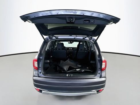 Used 2021 Honda Pilot Touring image 29