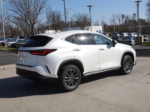 Used 2024 Lexus NX 350 AWD image 9