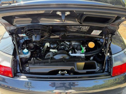 Used 2004 Porsche 911 GT3 image 15