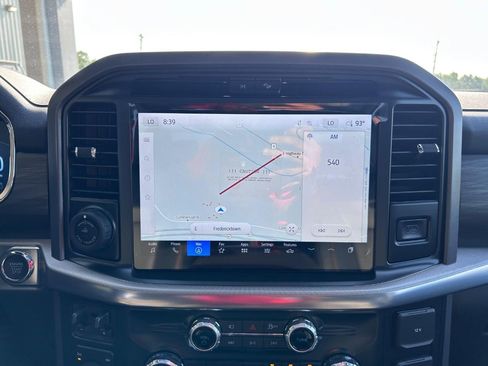 New 2025 Ford F150 Lariat w/ Equipment Group 501A Mid image 15