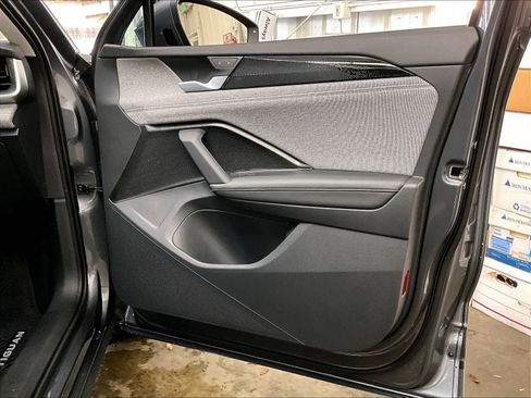 New 2026 Volkswagen Tiguan S image 28