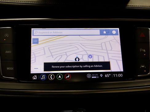 Used 2023 Buick Enclave Avenir w/ Avenir Technology Package AWD/4WD image 4