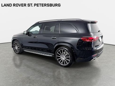 Used 2024 Mercedes-Benz GLS 580 4MATIC image 7