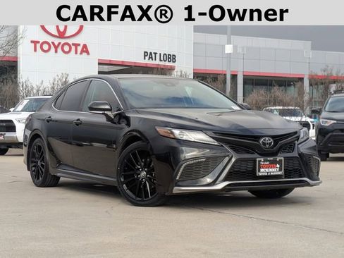 Used 2023 Toyota Camry XSE image 2