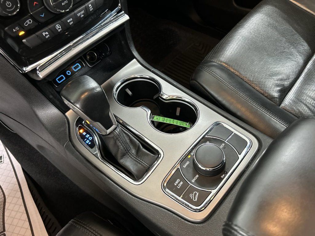 Used 2020 Jeep Grand Cherokee Limited w/ Luxury Group II AWD/4WD image 18