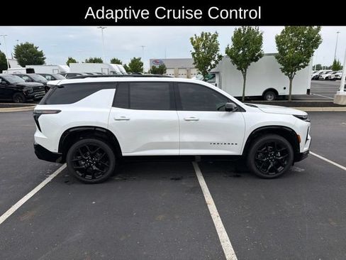 Used 2024 Chevrolet Traverse RS w/ LPO, Floor Liner Package AWD/4WD image 4