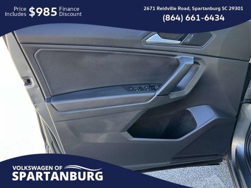 Used 2019 Volkswagen Tiguan SE image 16