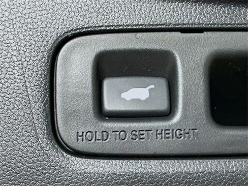 Certified 2023 Honda CR-V Sport Touring image 12