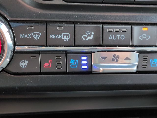 New 2026 Ford F250 Lariat w/ Black Appearance Package AWD/4WD image 24