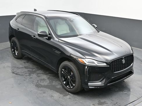 New 2026 Jaguar F-PACE R-Dynamic S image 37