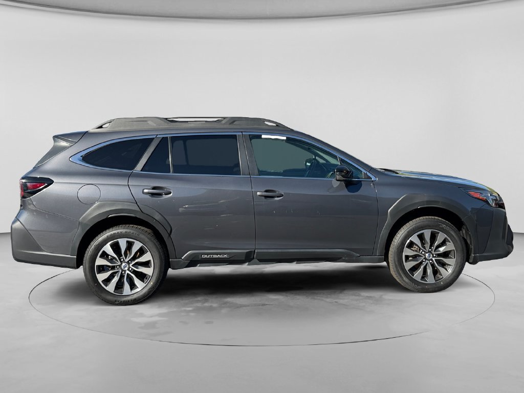Used 2024 Subaru Outback Limited AWD/4WD image 6