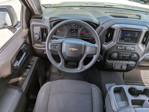 Used 2022 Chevrolet Silverado 1500 Custom RWD image 16