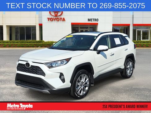 Used 2019 Toyota RAV4 Limited AWD/4WD image 1
