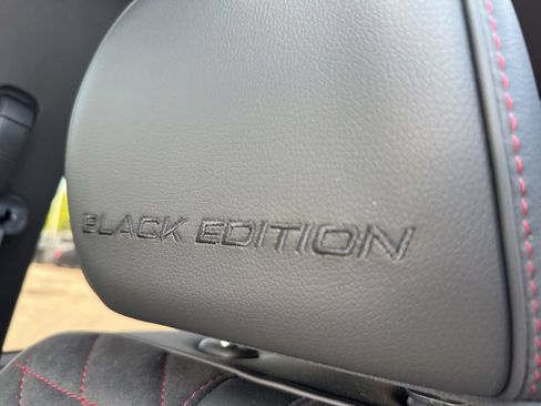 Used 2026 Honda Pilot Black Edition image 31