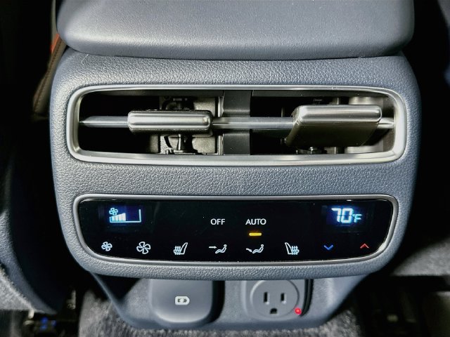 Certified 2026 Genesis GV70 3.5T Sport Prestige AWD/4WD image 26
