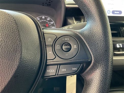 Used 2024 Toyota Corolla LE image 22