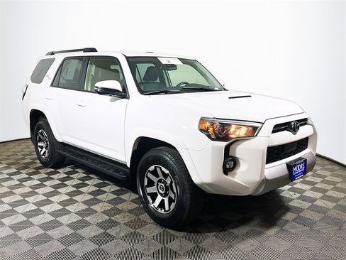 Certified 2024 Toyota 4Runner TRD Off-Road Premium image 1