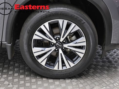 Used 2023 Nissan Rogue SV AWD/4WD image 28