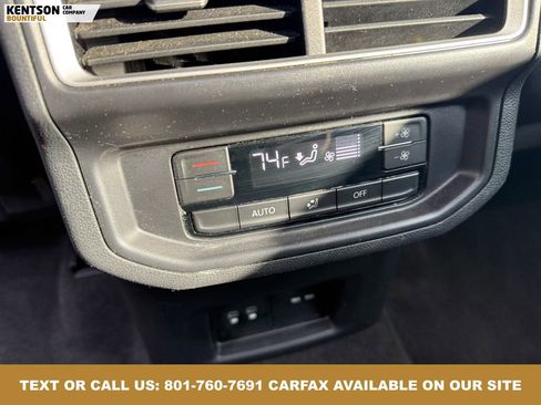 Used 2025 Volkswagen Atlas SE image 33