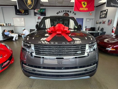 Used 2024 Land Rover Range Rover Long Wheelbase SE AWD/4WD image 5