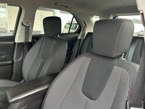 Used 2016 Chevrolet Equinox LS FWD image 20
