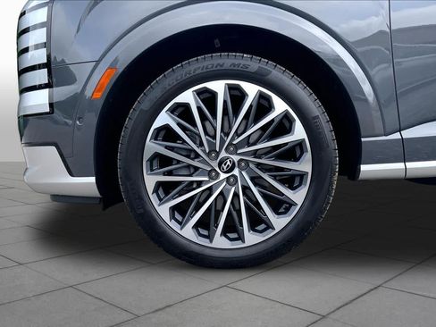Used 2026 Hyundai Palisade Calligraphy FWD image 12