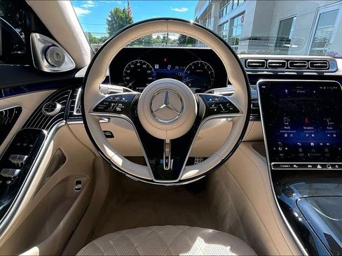 Certified 2024 Mercedes-Benz S 580 4MATIC Sedan image 5