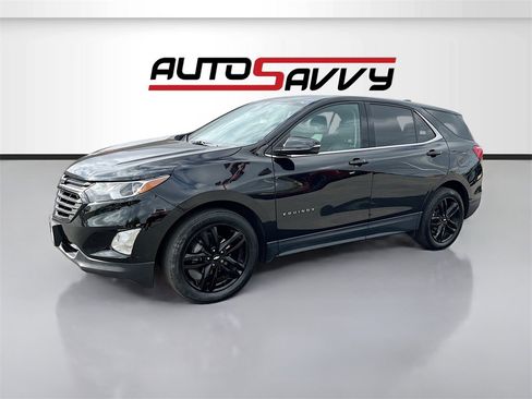 Used 2020 Chevrolet Equinox LT w/ Midnight Edition image 3