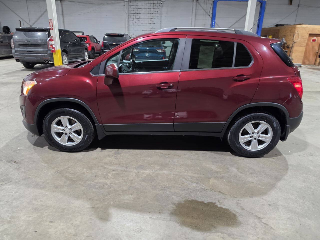 Used 2016 Chevrolet Trax LT w/ LT Convenience Package AWD/4WD image 5