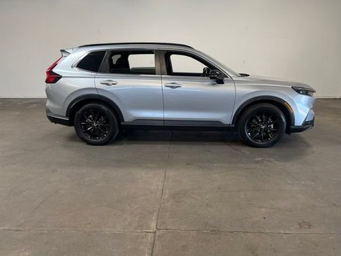 Used 2023 Honda CR-V Sport image 2