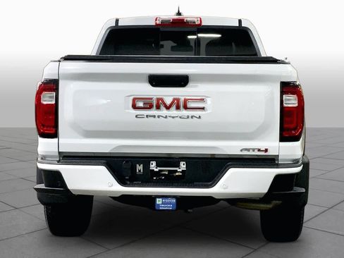 Used 2023 GMC Canyon AT4 w/ AT4 Premium Package AWD/4WD image 5