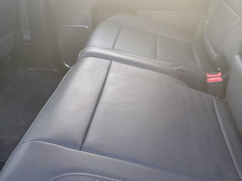 Used 2025 GMC Sierra 2500 SLT w/ SLT Convenience Package image 28